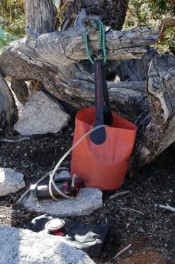 Sea To Summit Folding Bucket -Survival Gear Hub DSC0217 DxO